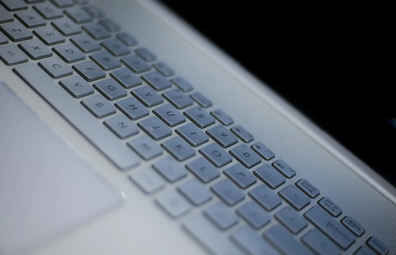 keyboard, laptop, computer, technology, key, internet, office, business, pc, work, communication, information, equipment, button, desktop, blue office, blue laptop, blue work, blue information, blue keyboard, blue key. Getting coworking space comparison right the first time