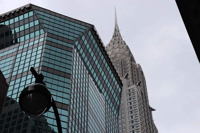 architecture, buildings, skyscrapers, building exterior, façade, city, urban, downtown, landmark, chrysler building, modern building, office building, residential building, apartment, nyc, new york, manhattan, usa, america. How Texas, California and New York lease law differs on key clauses